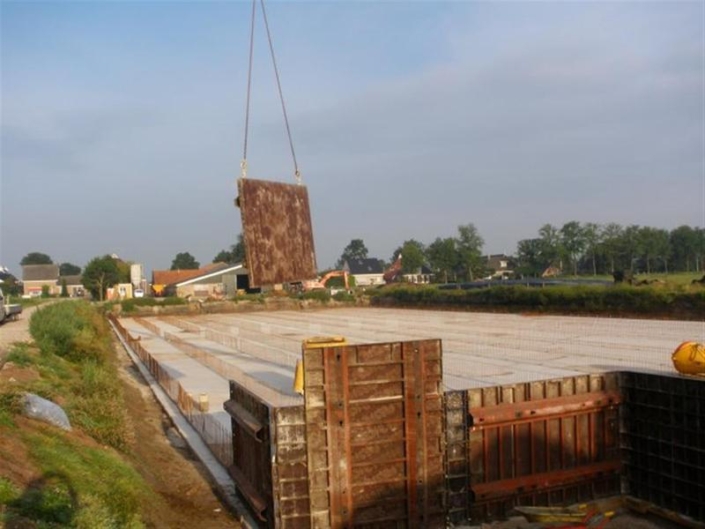 CREATOR: gd-jpeg v1.0 (using IJG JPEG v62), quality = 85