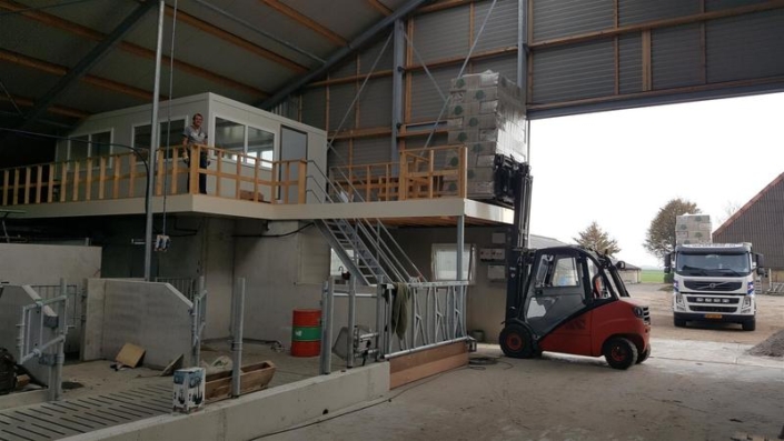 7_kantoor_en_strooisel